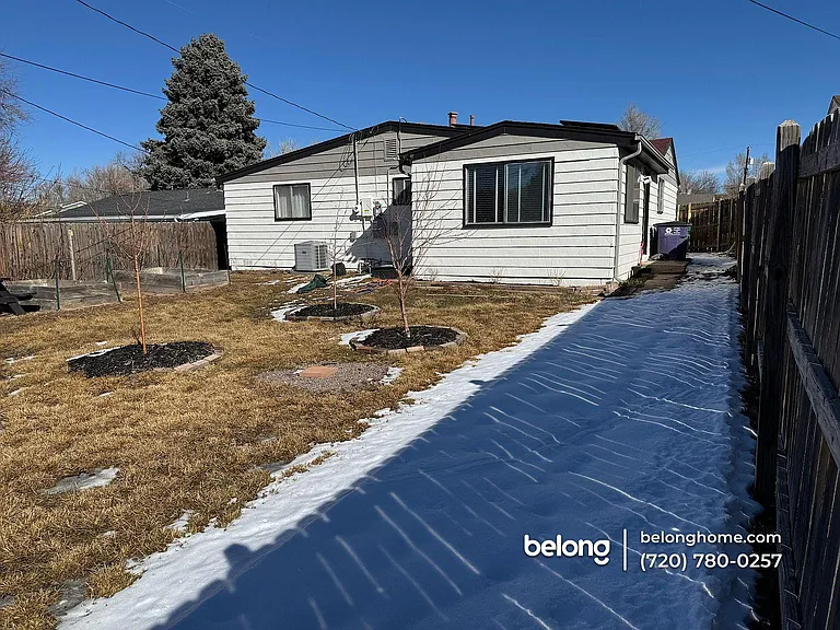 121 S Stuart St — Photo 34