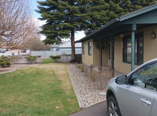 3500 Summers Ln, Klamath Falls, OR 97603