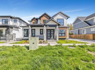 88 171st St, Surrey, BC V3Z9P4