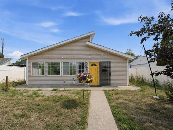 4314 N Adams St, Spokane, WA 99205