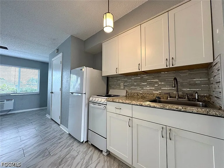3817 Del Prado Blvd S #102 — Photo 4