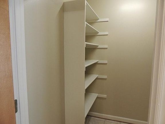 Laundry room on 1st floor