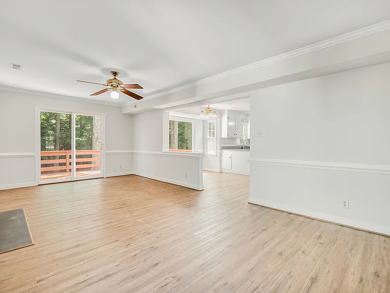 5700 Standing Oak Rd — Photo 13