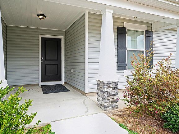 3rd image of 6003 Lowgrass Rd