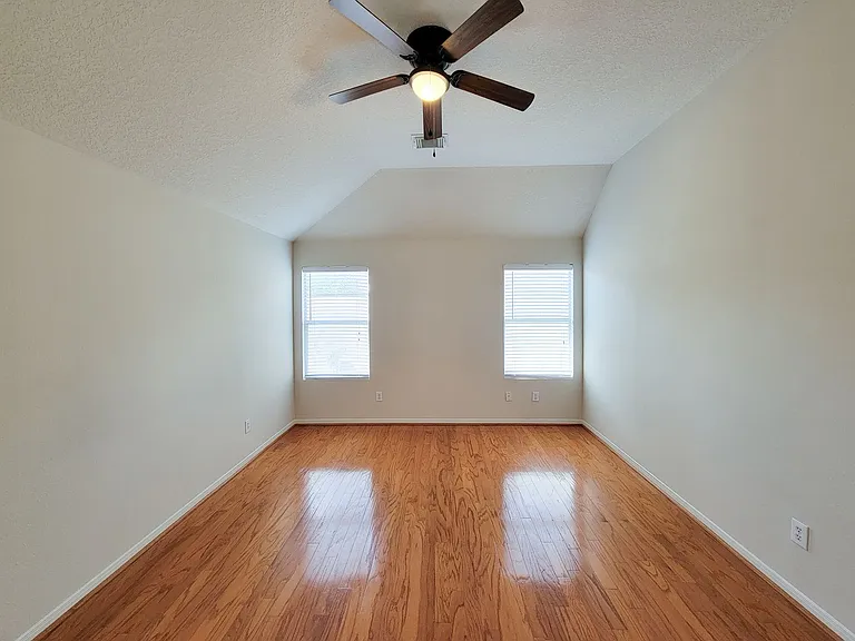 19330 Harvest Stream Way — Photo 36