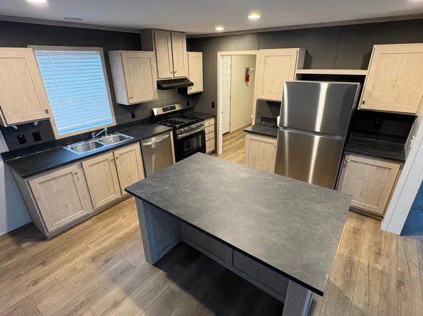 4429 Elm, Kalamazoo, MI 49009