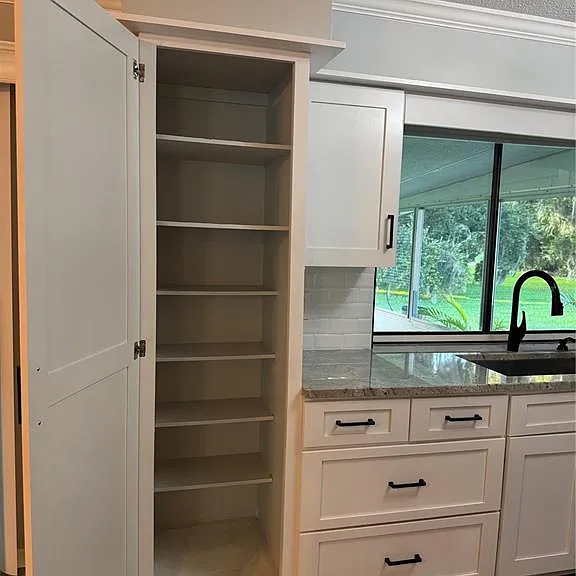 16 Courtney Pl — Photo 26