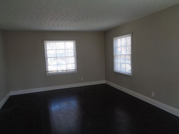 4th image of 1818 E 5th St APT 7