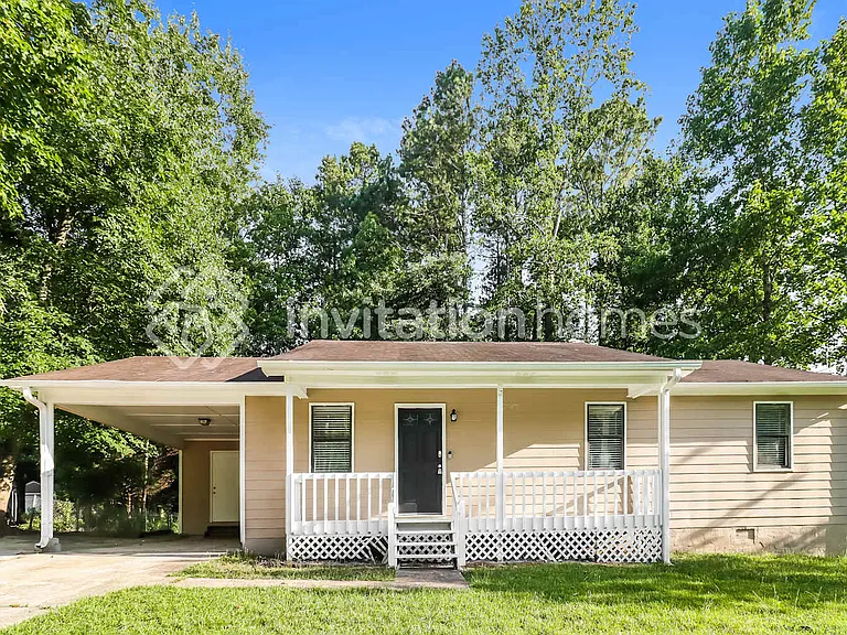 333 Mona Pl — Photo 1