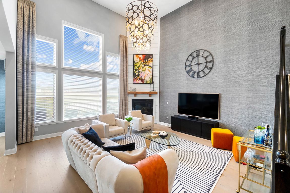 next background image