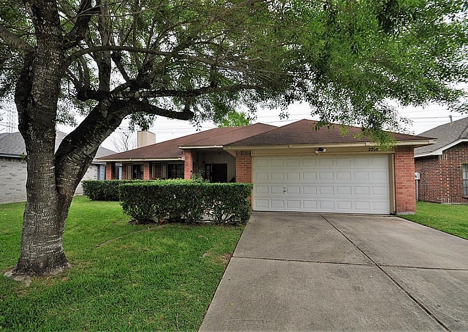 1st image of 2208 Aberdeen Dr