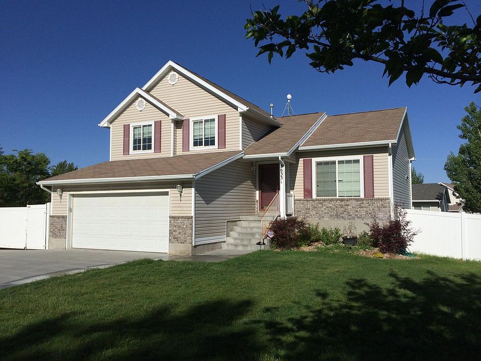 1st image of 5633 N Oakmont Ct