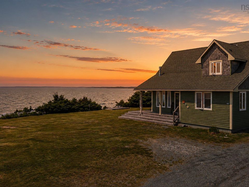 1st image of 80 Pierce Point Rd