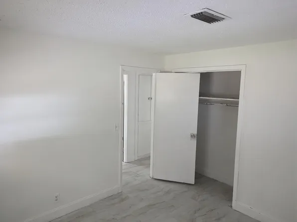 1511 S Palm Ave, Palatka, FL 32177