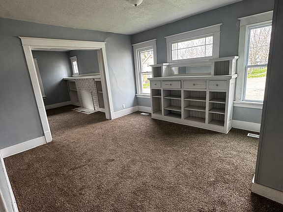 4th image of 257 The Brooklands Ave