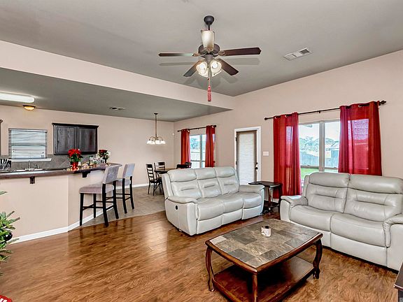 3rd image of 16030 Timberstone Dr
