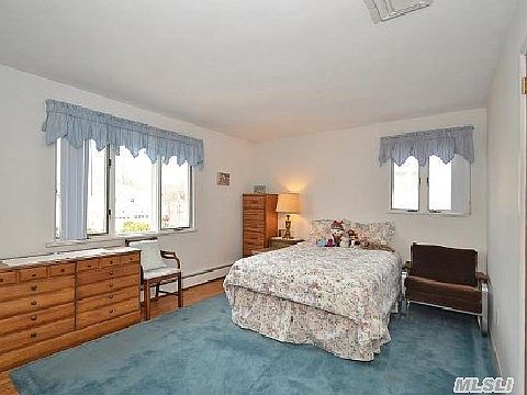 3rd image of 44 Knolls Dr N
