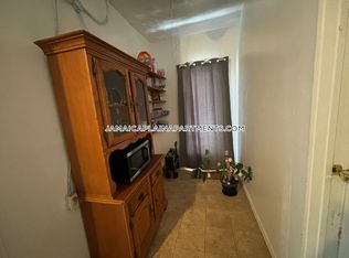 19 Wyman St FLOOR 1, Jamaica Plain, MA 02130
