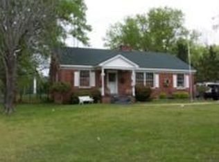 1906 W Jackson St, Tupelo, MS 38801