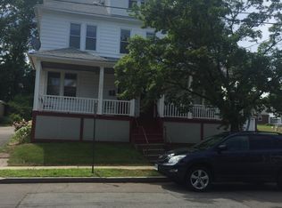 615 High St #1A, Middletown, CT 06457