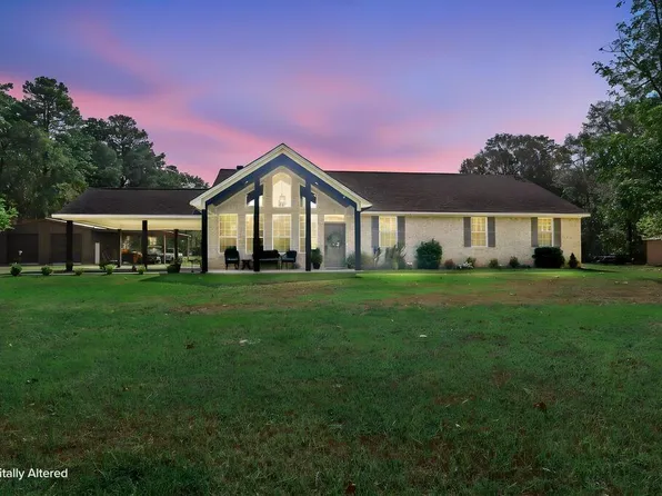 3645 Tom Holland Rd, Lufkin, TX 75901
