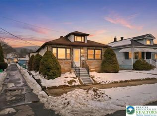 1437 Courtright Ave, Hellertown, PA 18055