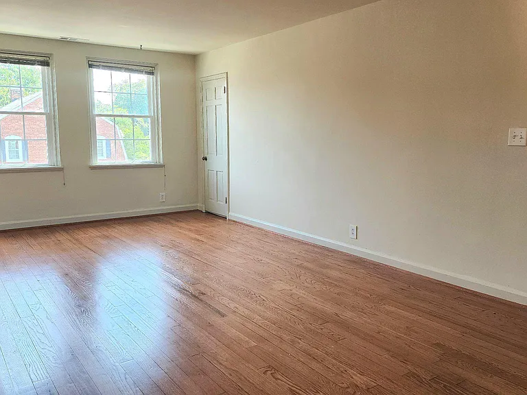 3347 S Wakefield St #B2 — Photo 4
