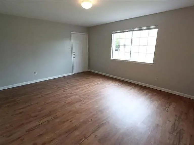 7206 Twin Crest Dr — Photo 7