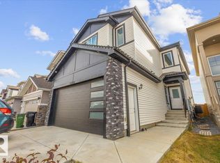 1325 20th St NW, Edmonton, AB T6T2K8