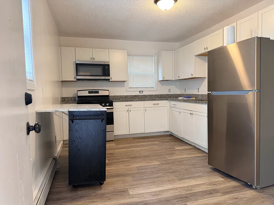 226 State St #1