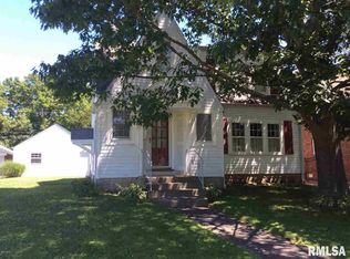 822 Oakland Ave, Mount Vernon, IL 62864