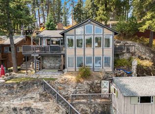 13212 N Peninsula Dr, Newman Lake, WA 99025