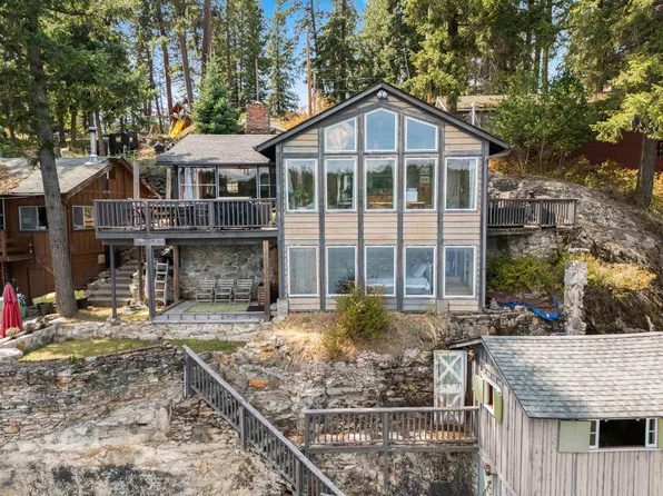 13212 N Peninsula Dr, Newman Lake, WA 99025