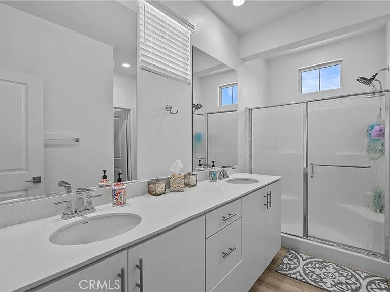16282 Meadowhouse Ave — Photo 22