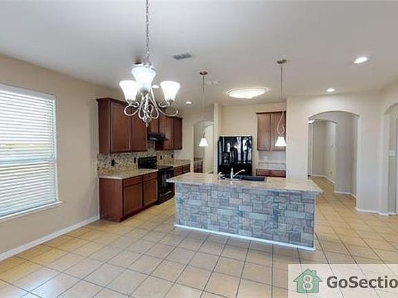 3rd image of 437 San Lucas Dr