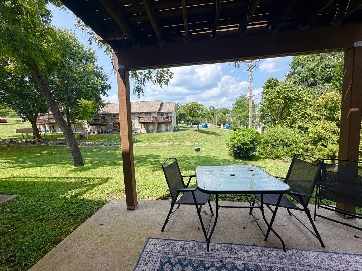 2 bed, 2.0 bath, $1,395 — Photo 2