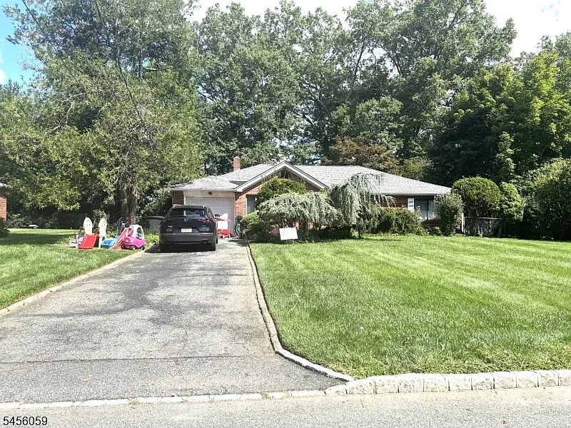 34 Tower Rd