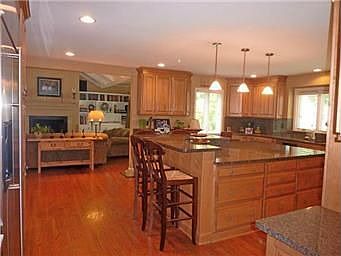 4th image of 5800 Reinhardt Dr