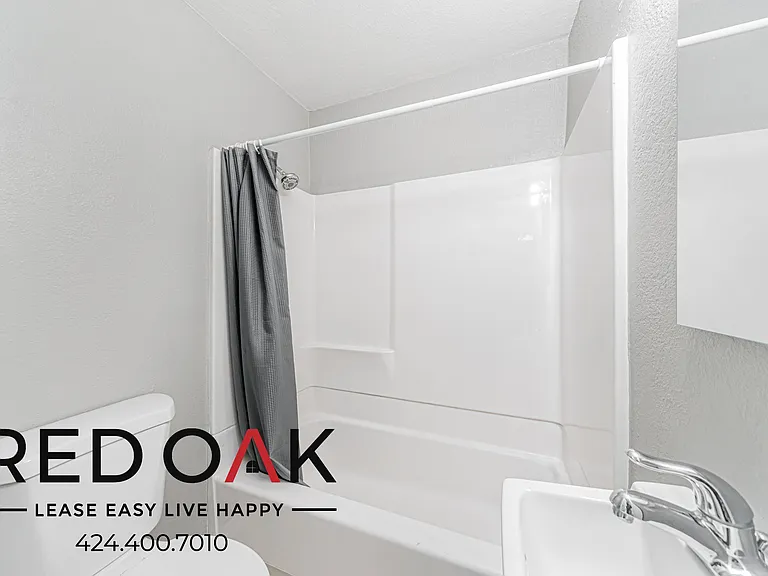 1036 Normandie Ave #11 — Photo 11
