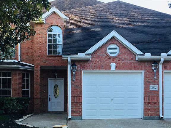 2nd image of 12907 Fern Mill Ct