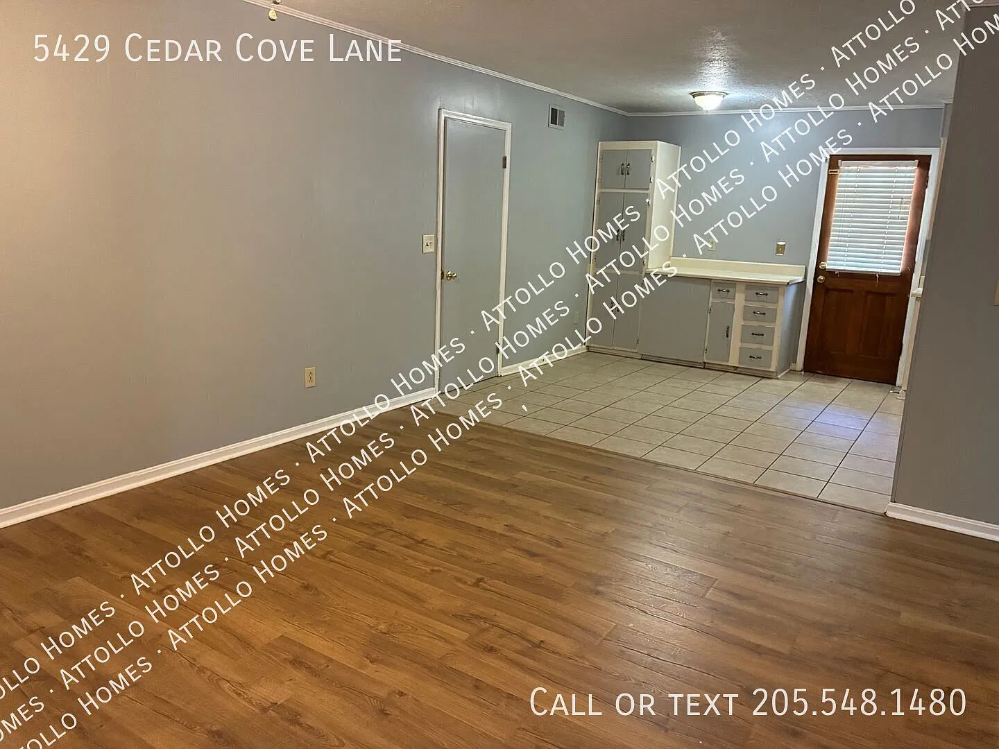 3-Bedroom Brick House + Bonus Room in Established Northport Neighborhood — Photo 3