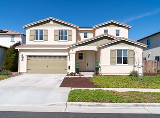 1880 Violet Dr, Hollister, CA 95023
