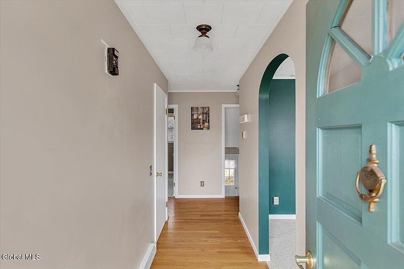 3rd image of 25 Sunset Avenue