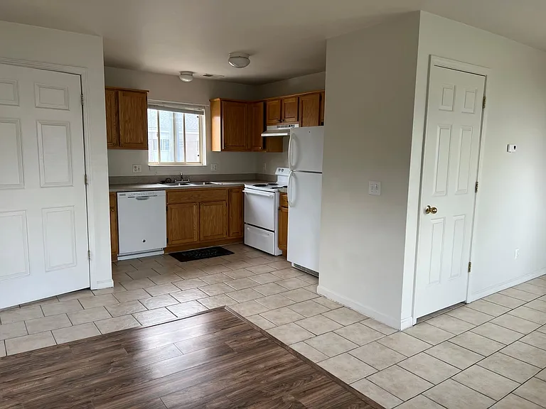 16575 E Twelve Mile Rd — Photo 2