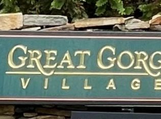 7 Pevero Pl #4, Vernon, NJ 07462