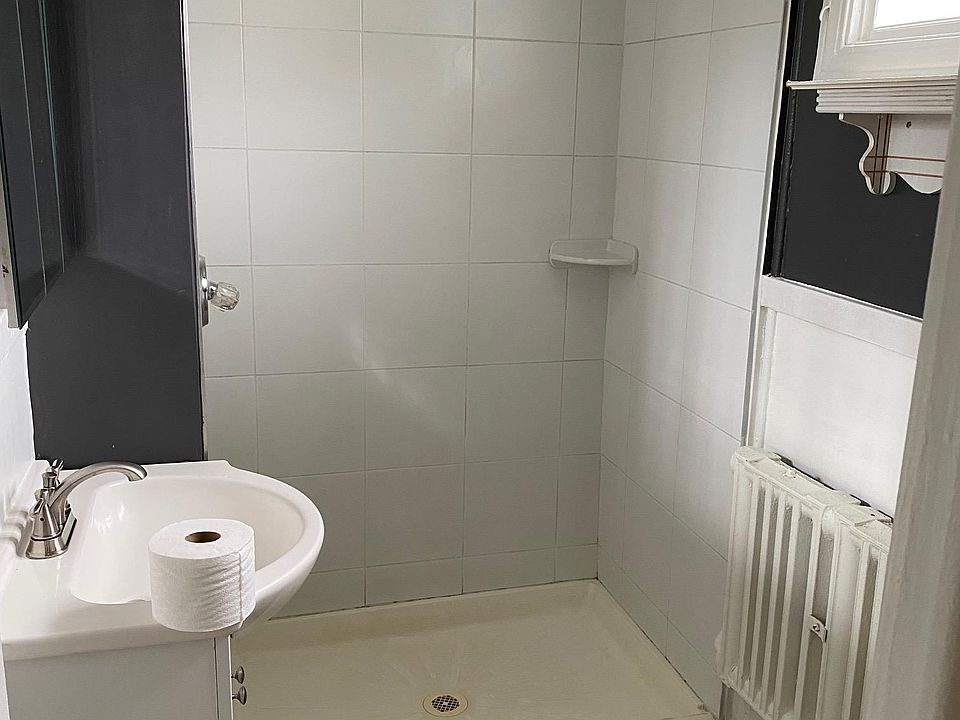 1st image of 503 S Troy St APT 5