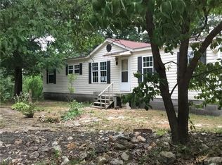 117 Skylark Rd, Powell, MO 65730