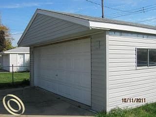 2nd image of 28441 Cambridge St