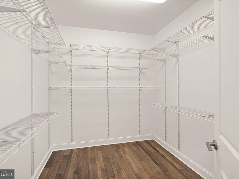 121 Cowbird St — Photo 32