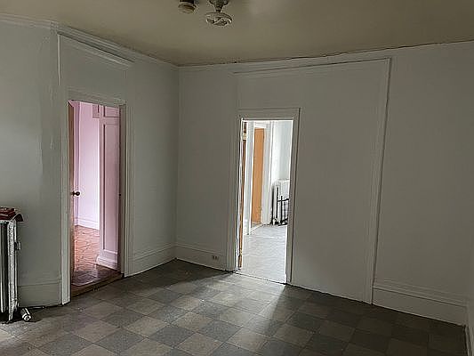 2nd image of 515 W 160th St #20